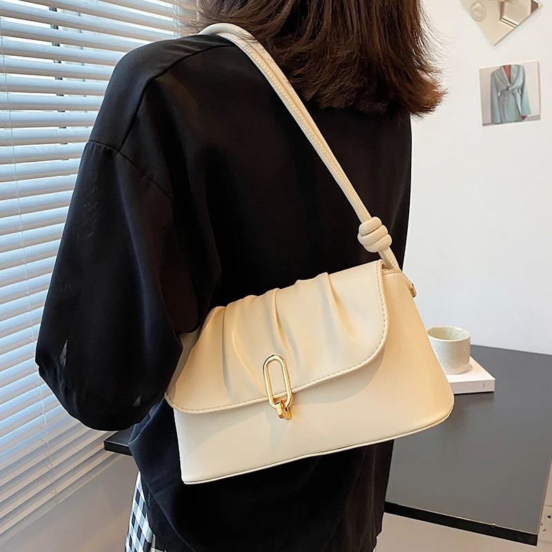 Изкуствена бяла чанта на рамото на жените 2023, нова лятна чанта-тоут с жокер, луксозни меки чанти за малцинствата, жените на обикновена чанта2