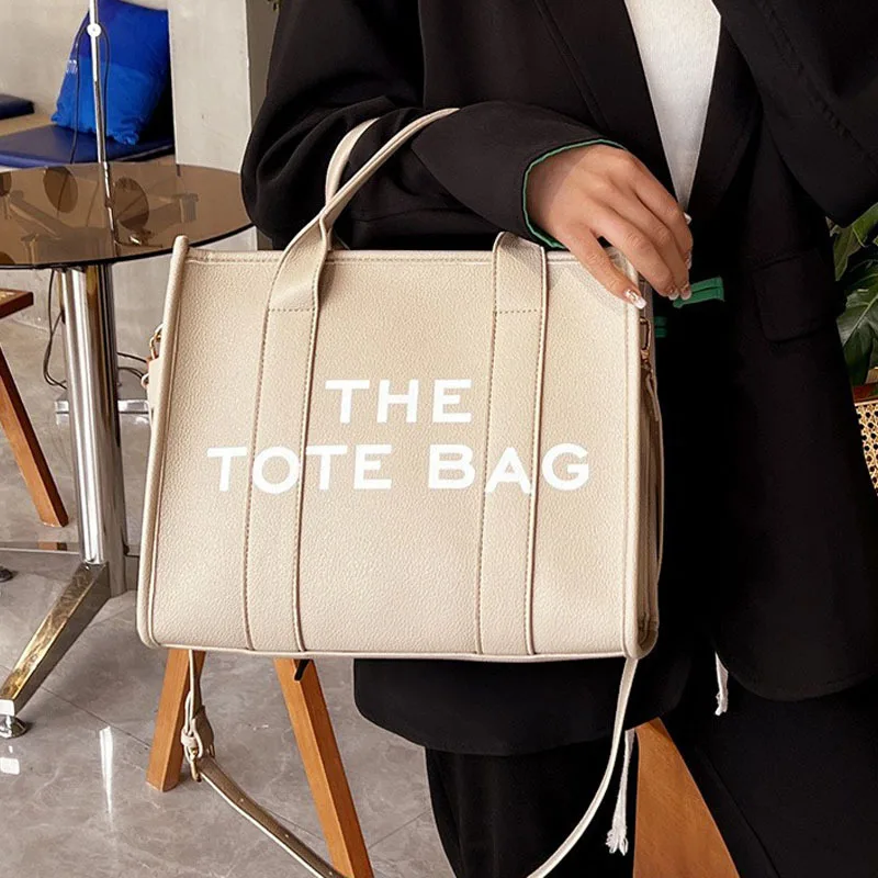 Модни Малка Чанта-Тоут за Жени, Дизайнерски Чанти с Надписи, Луксозни Мат Чанта през рамо от Изкуствена Кожа, Чанти за Пазаруване 20235
