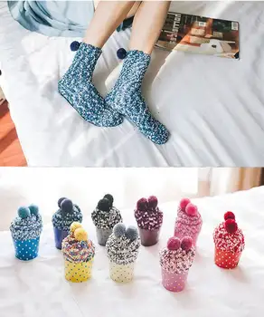 Чорапи на пода, есенно-зимни топли дамски чорапи от коралов руно ярки цветове, ежедневни домашни чорапи, чорапи за торта, чорапи за сън