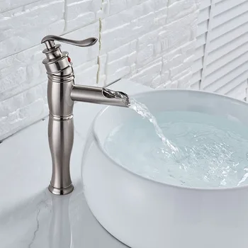 Кран за мивка с водопад в банята, монтирани на бортике, мат 
