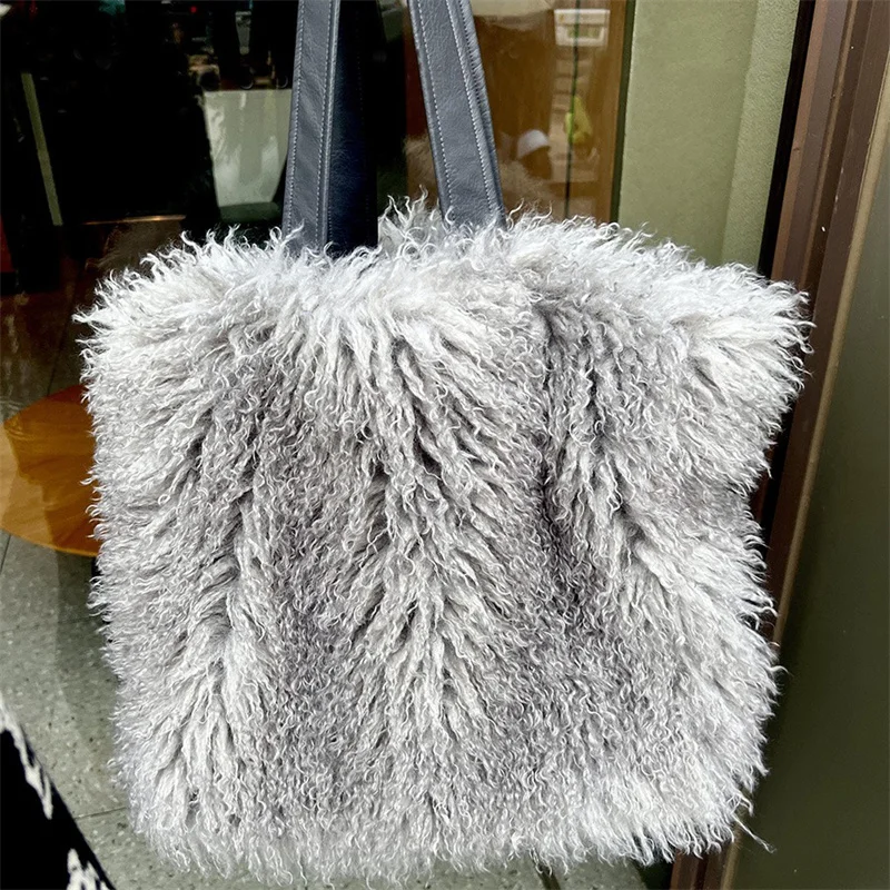 Зимна луксозна плюшен чанта, дамски мека и удобна плажна сламена чанта от овче кожа, ежедневни кожа чанта с голям капацитет2